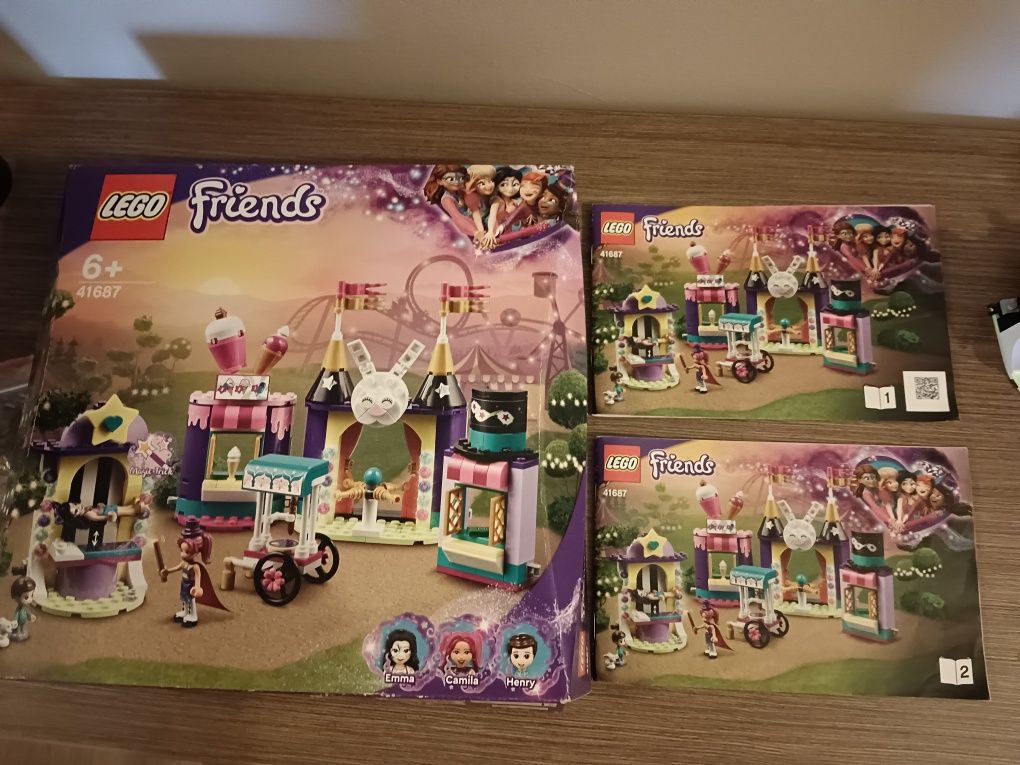 Magiczne stoiska w wesołym miasteczku LEGO friends 41687