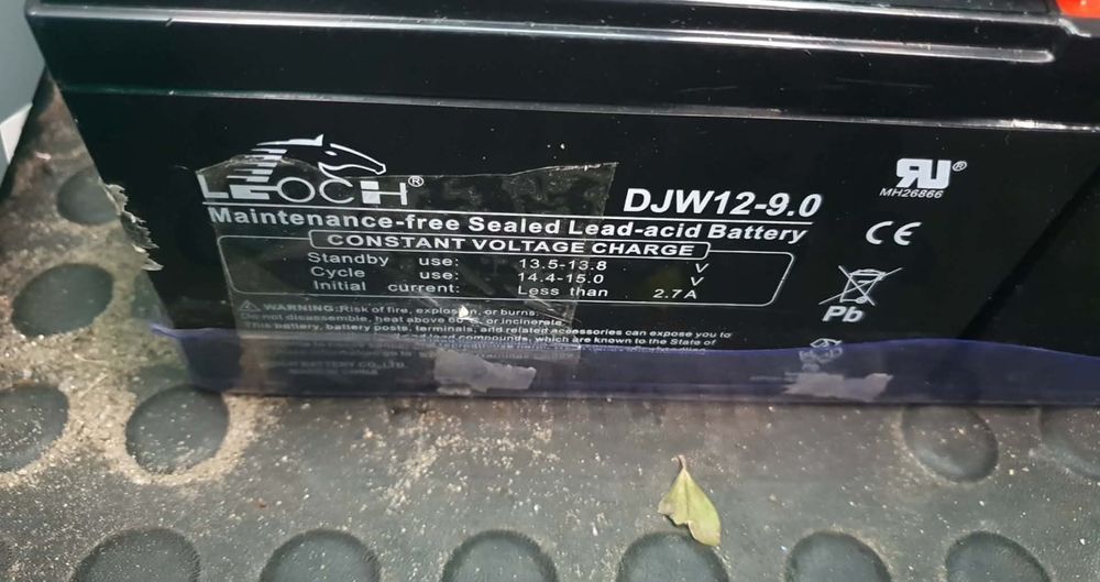 UPS  EATON 9SX 2000 plus 8 akumulatorów