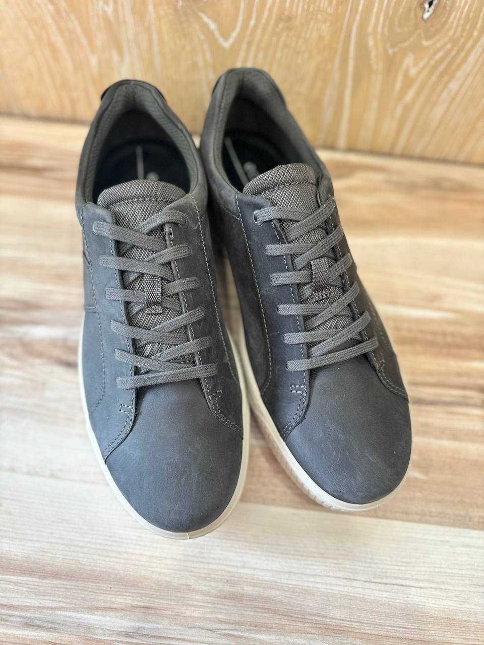 Шкіряні кросівки ECCO (45)