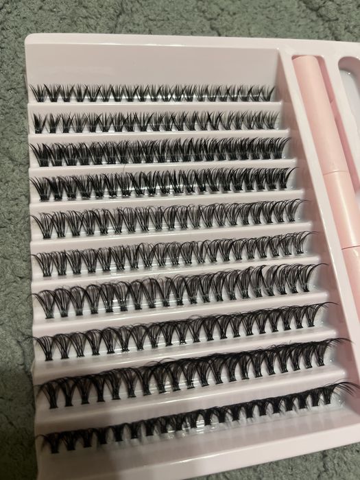 Набір пучкових вій із клеєм 30д