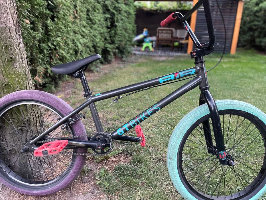 BMX gt bikes air