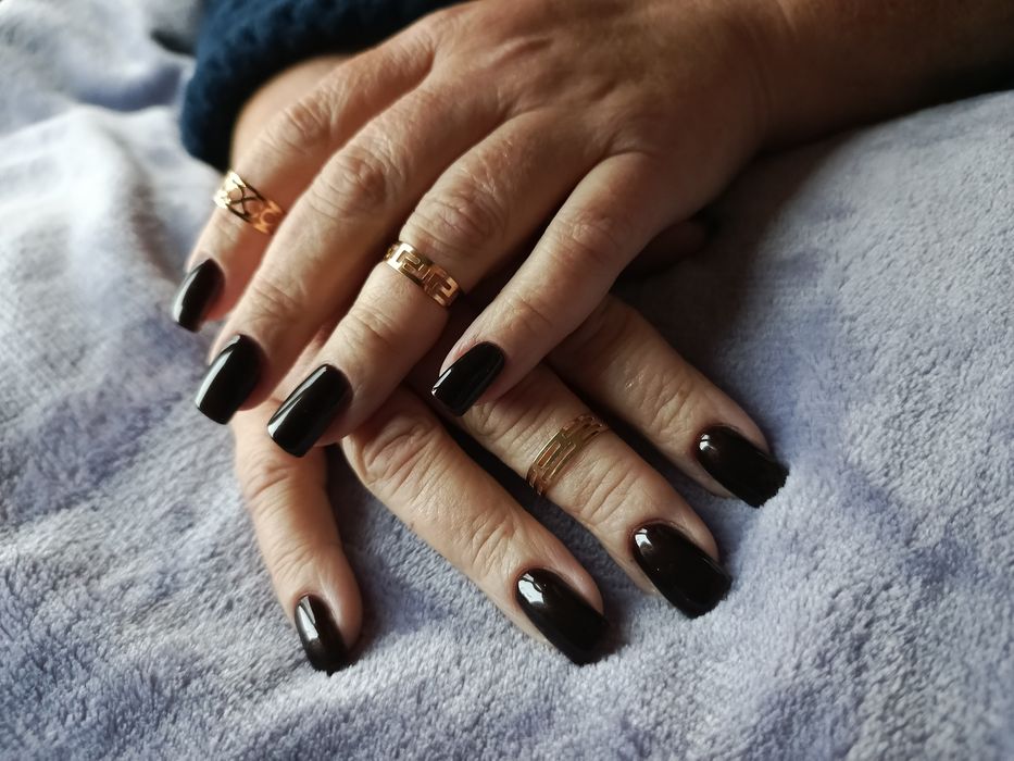 Манікюр/Педикюр/Нарощення