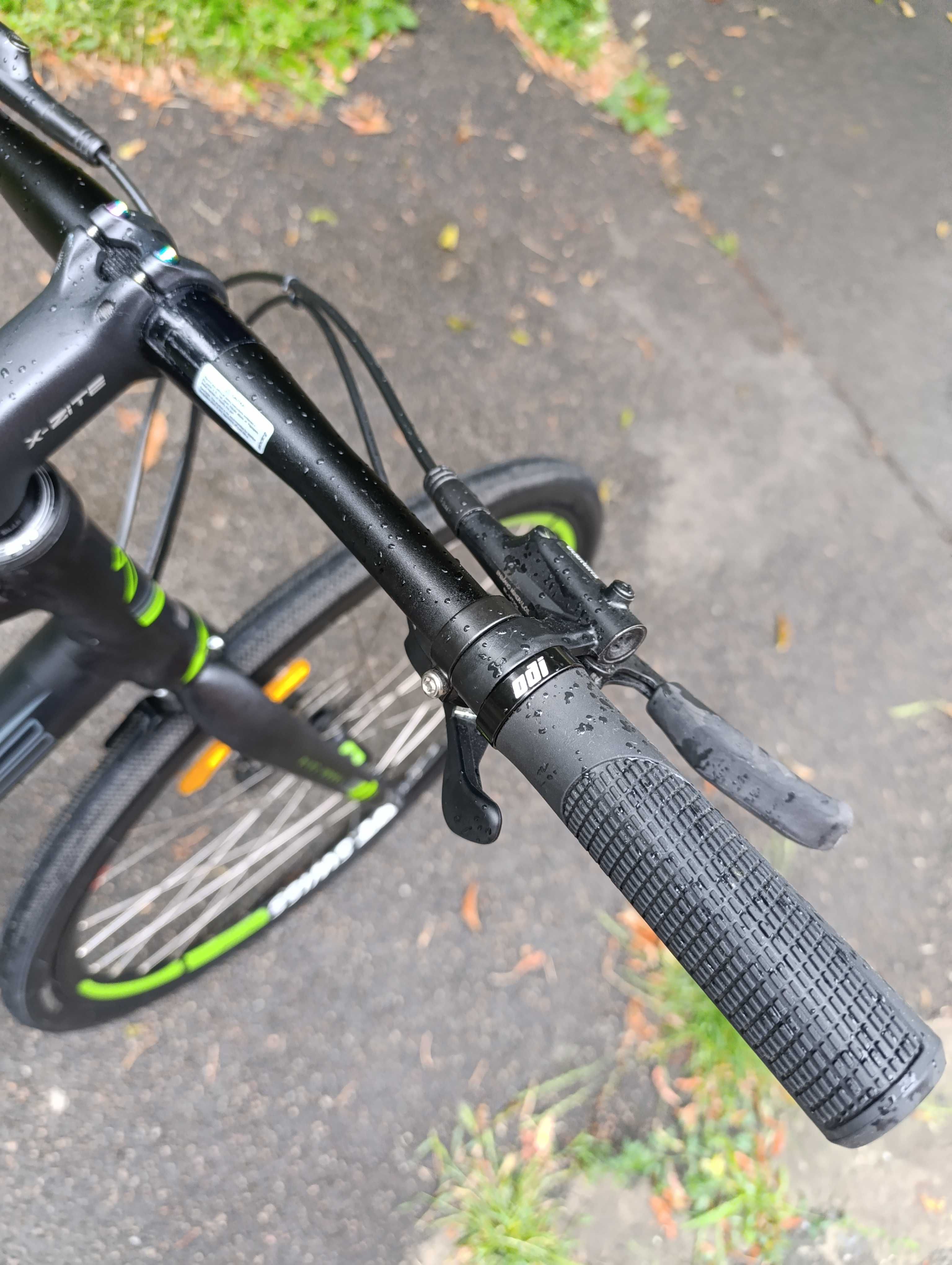 Gravel bike X-zite з прямим кермом.