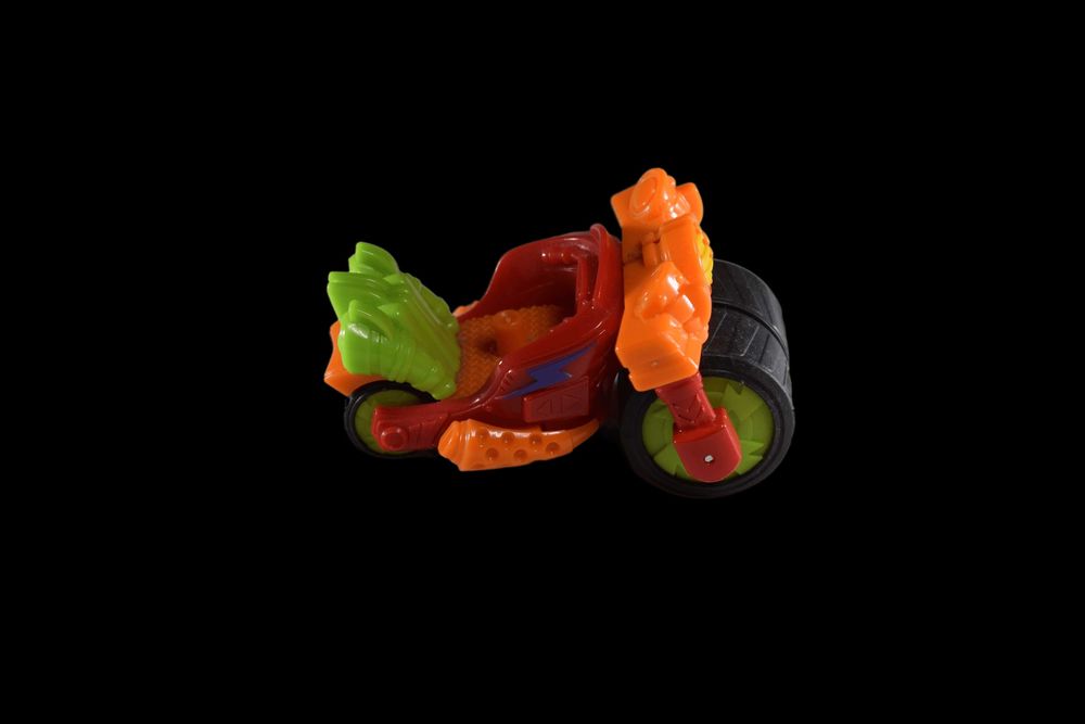 pojazd z serii Super Zingz zabawka dla dziecka