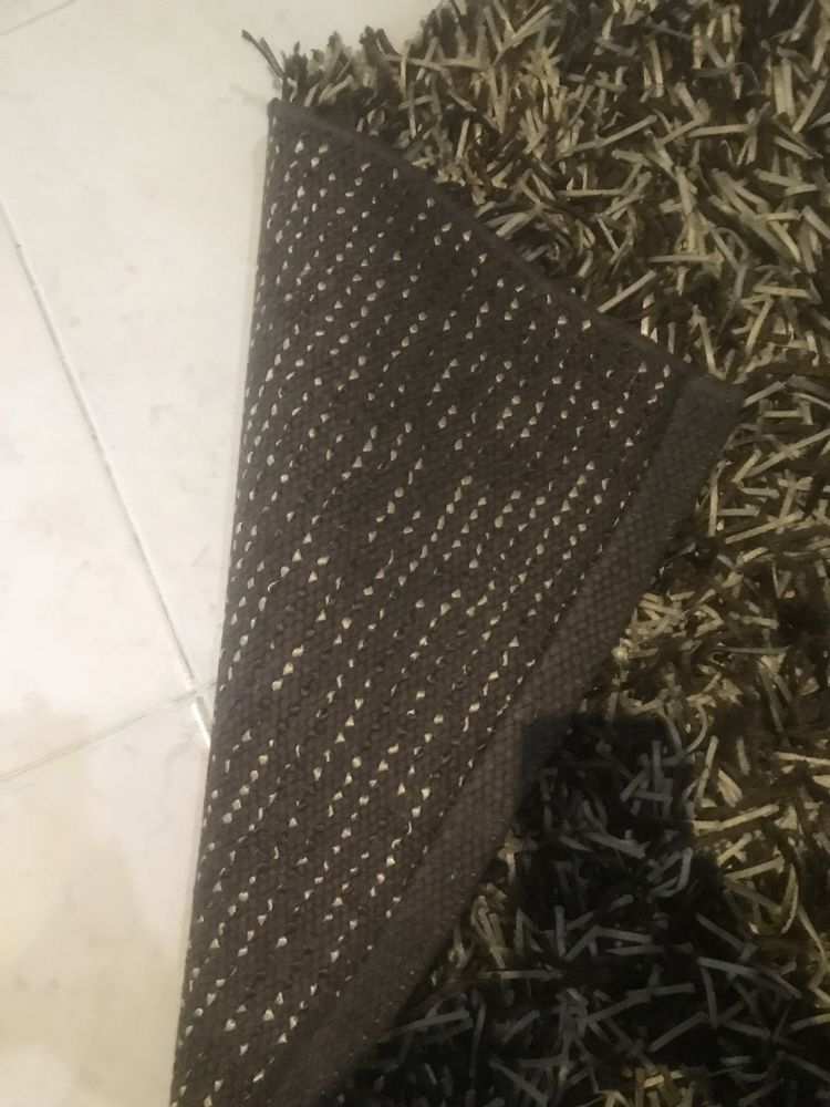 Carpete (135 cm por 195 cm)