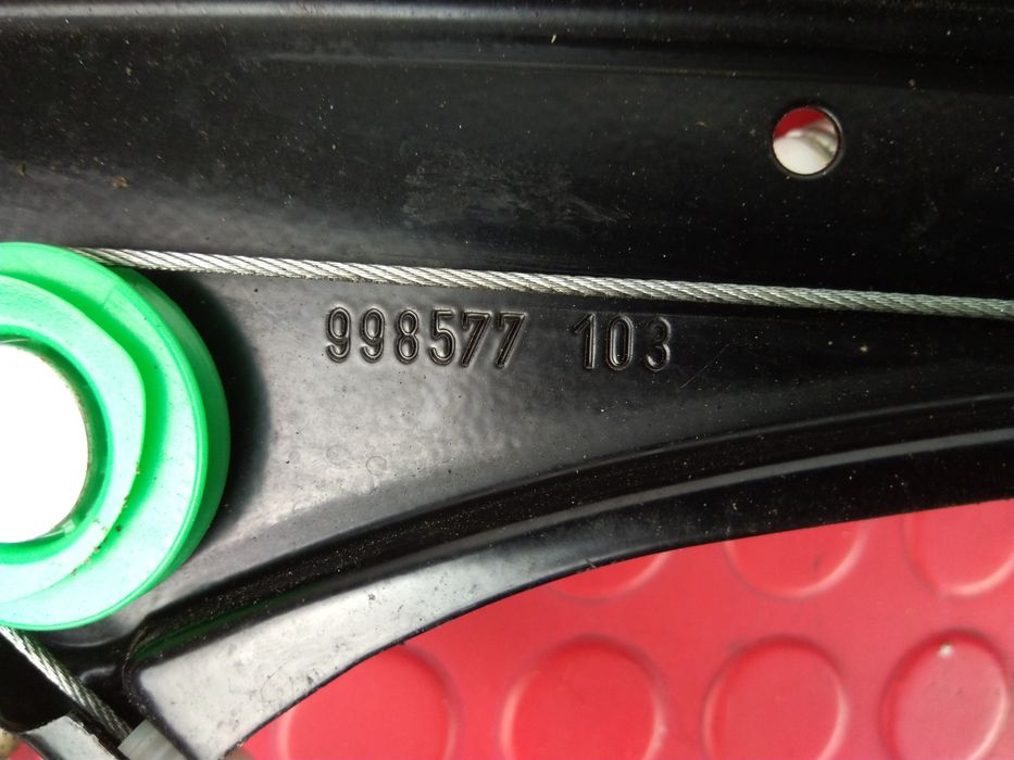 Elevador Frente Dto - 998575103 / 998577103 - VW GOLF PLUS V