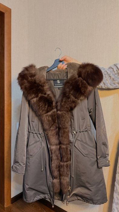 Парка з хутром песця