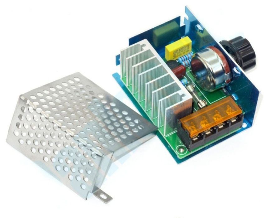 Регулятор напряжения 4 кВт