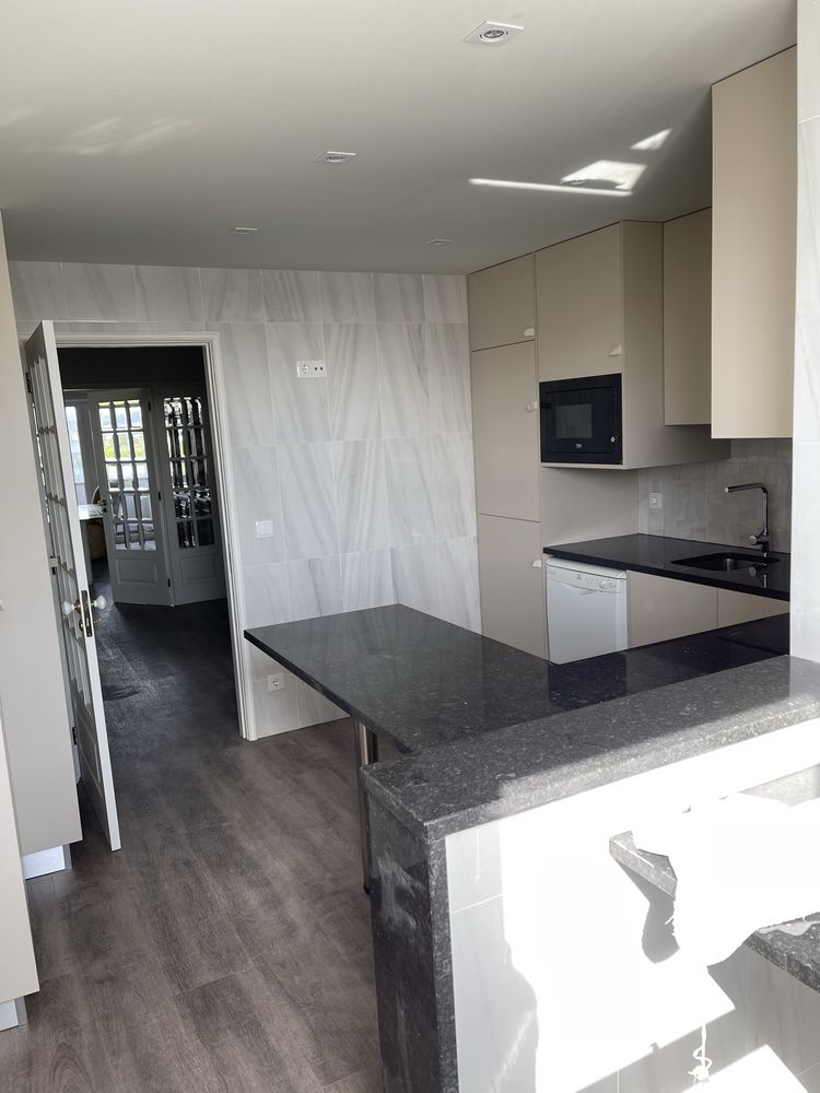 Apartamento T4 Remodelado