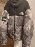 Kurtka the north face x supreme