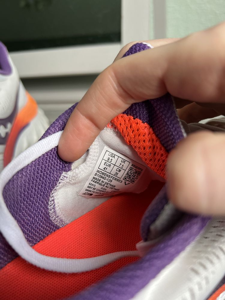 Saucony Endorphin Speed 4 беговые кроссовки унисекс 41 размер