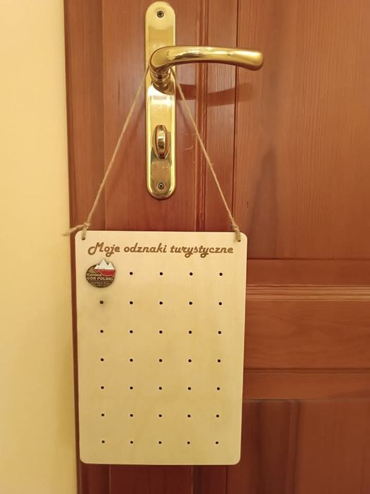 Tablica na odznaki turystyczne górskie PTTK GOT OTP KGP DPG A4