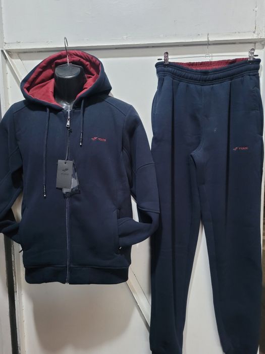 Мужские спортивные костюмы. Турция, Fore. 3 нитки.M,3xl.