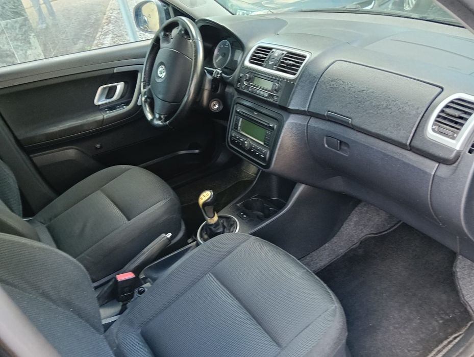 Vendo Skoda Fabia 1.4 TDI 2008! 

*Detalhes do Veículo:*