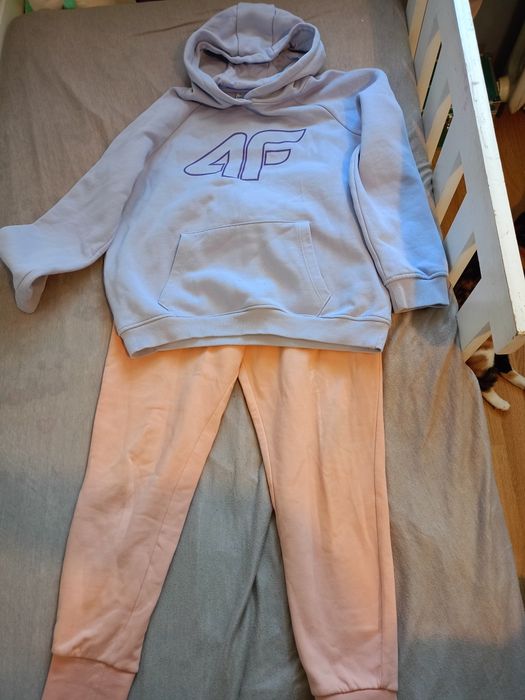 Bluza spodnie 4F rozmiar 146