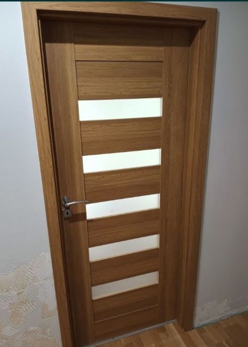 Drzwi wewnętrzne 80  z klamką