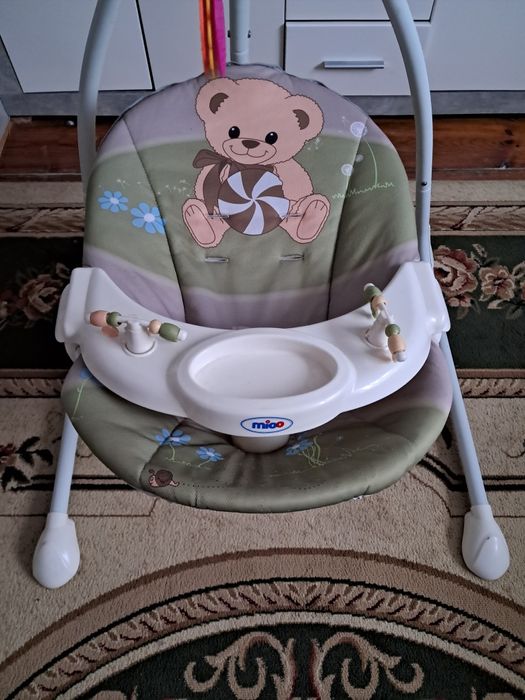 Колисальна качелька