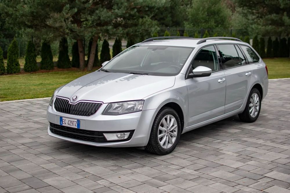 Skoda Octavia 1.6 TDi 110KM BT, USB, Isofix, Alu Nowy Rorząd !