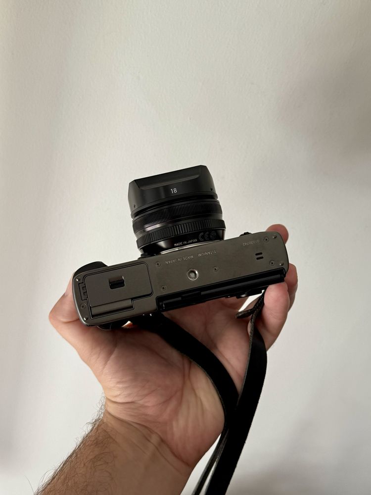 Fujifilm XPro 3 Dura Black + 18mm f/2