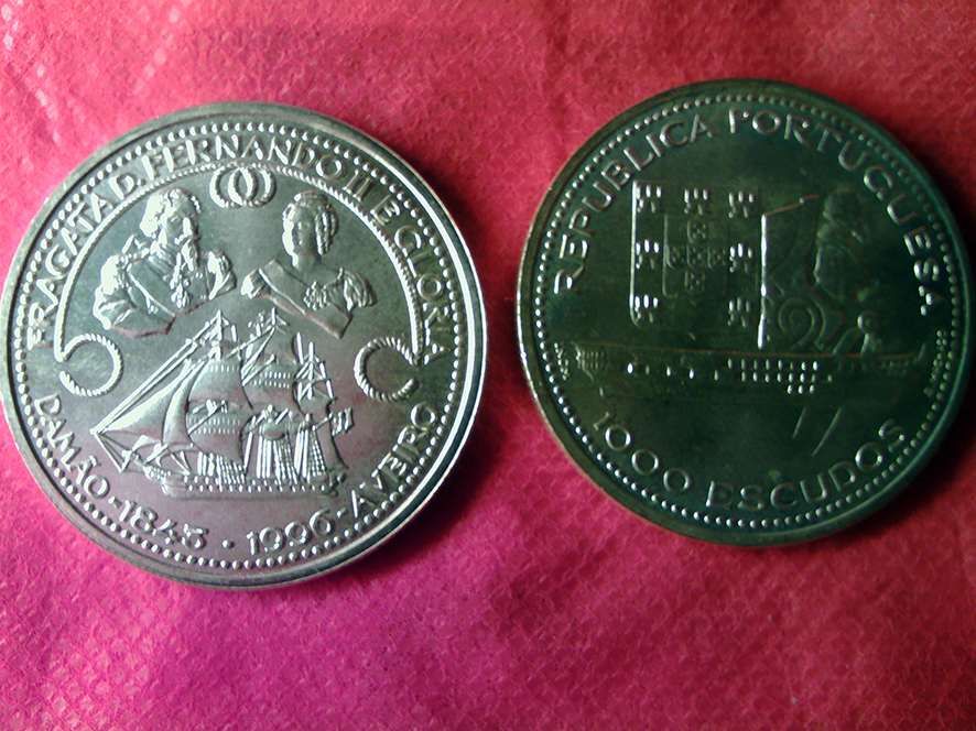 Moeda em prata comemorativas escudos ( venda à unidade)