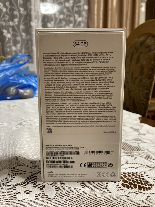 Подам айфон se 2020