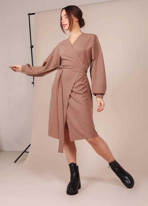 Нарядна вечірня коктейльна сукня люрекс ТМ Romashka колір року