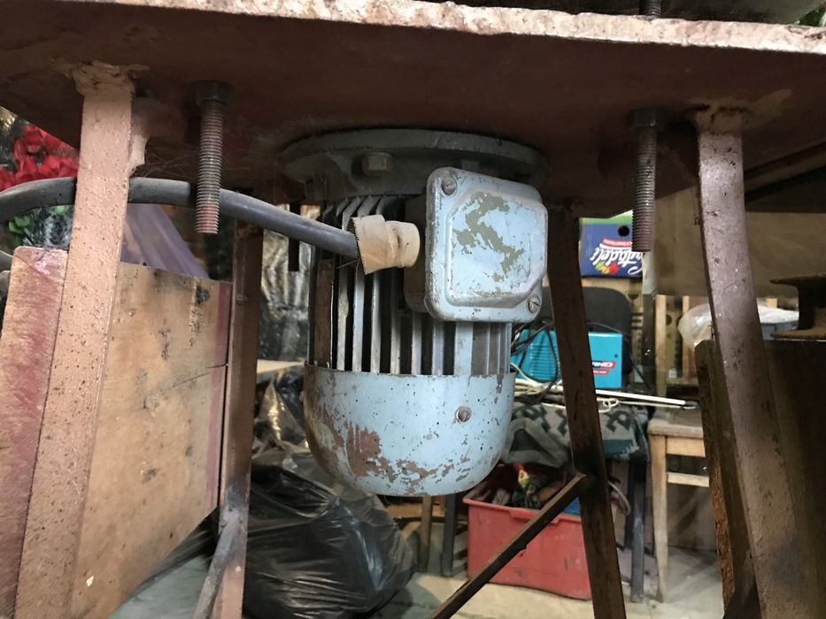 Трёхфазный электродвигатель