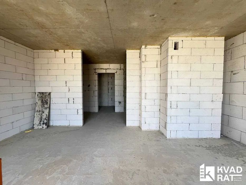 Продаж 1-кім квартири неподалік озера та парку