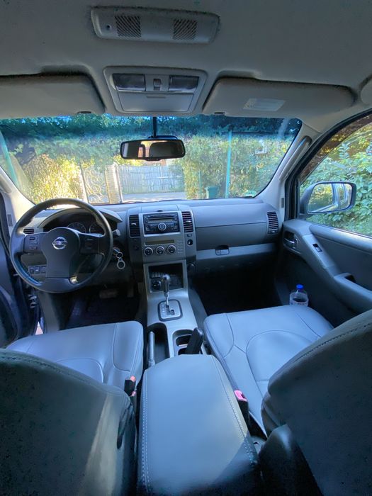 Nissan Pathfinder 2,5 дизель,вартує вашої уваги