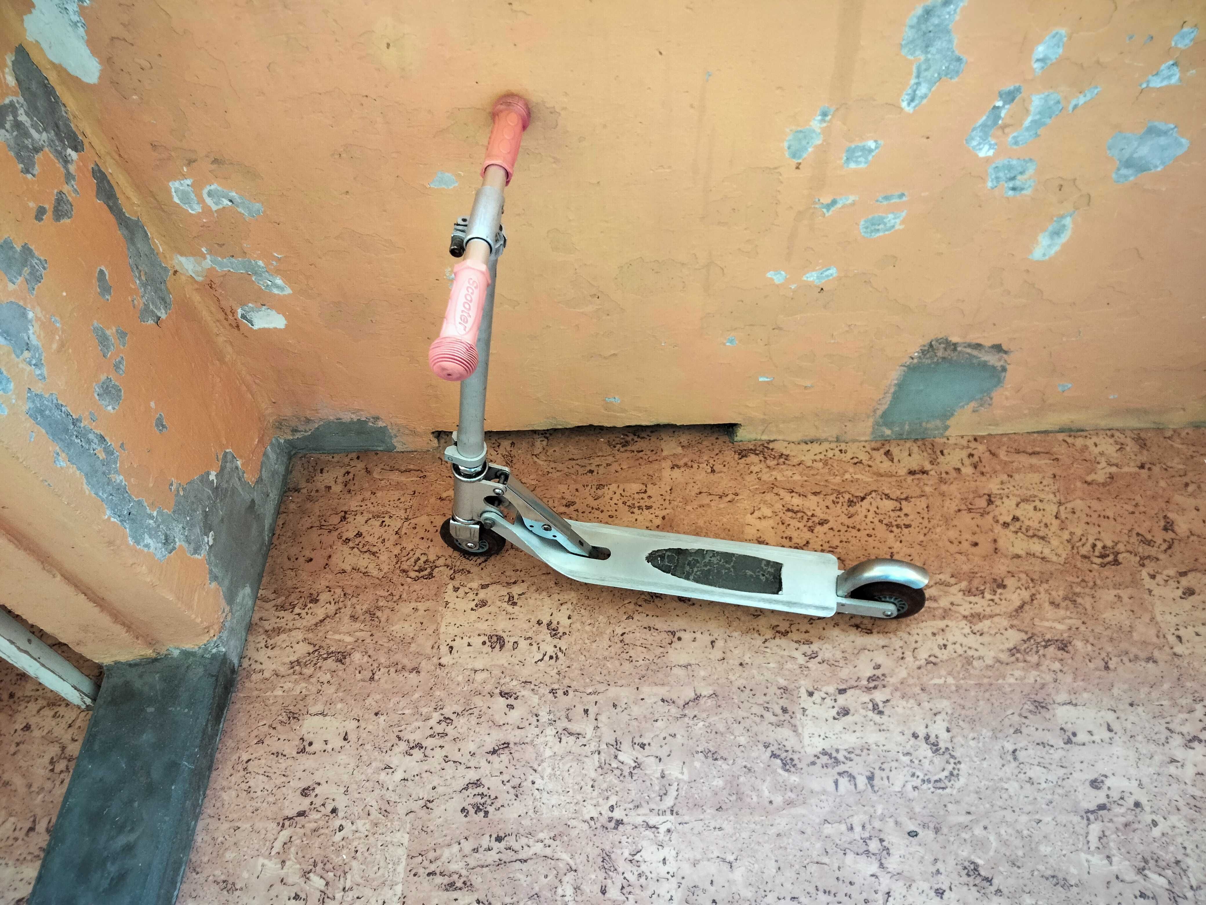 Самокат дитячий в гарному стані