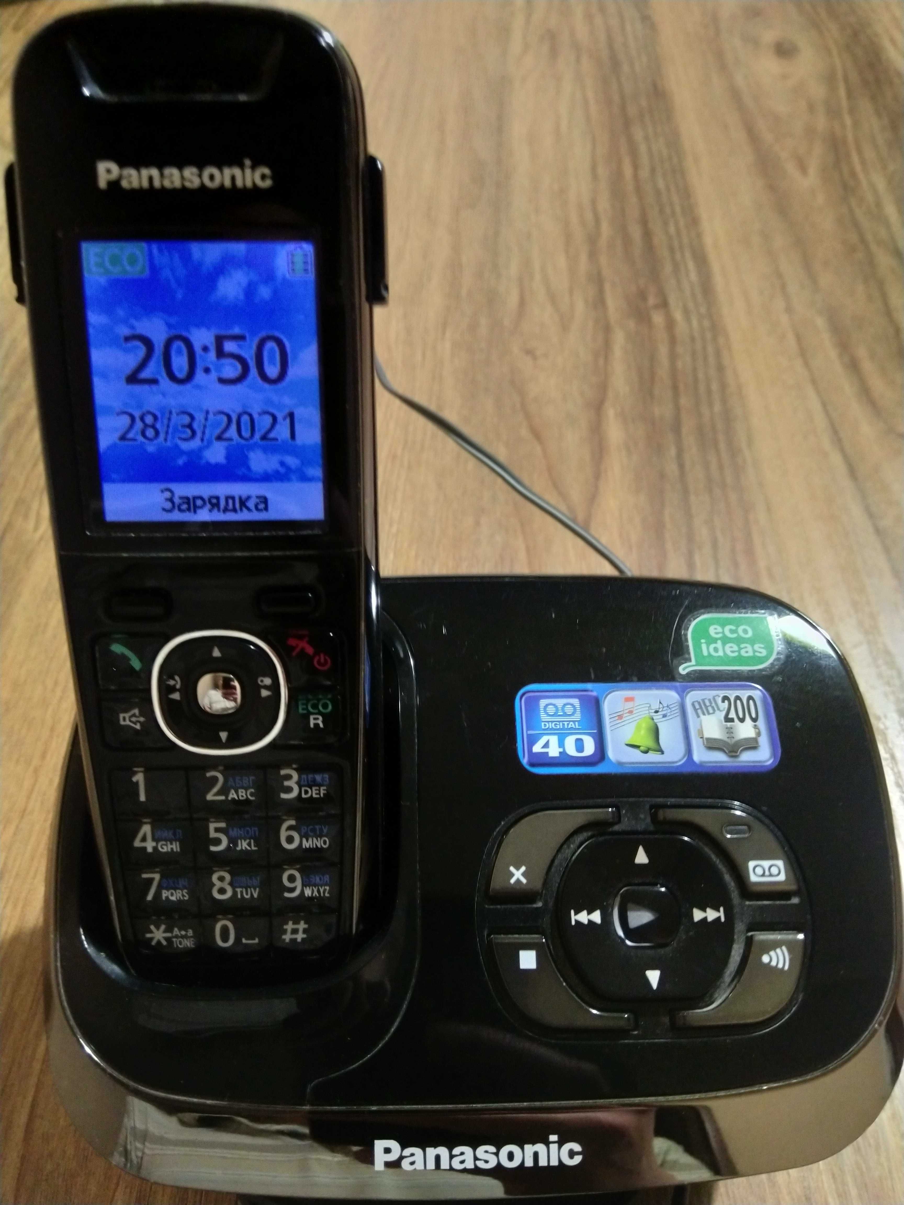 Радіотелефон Panasonic KX-TG8521UA