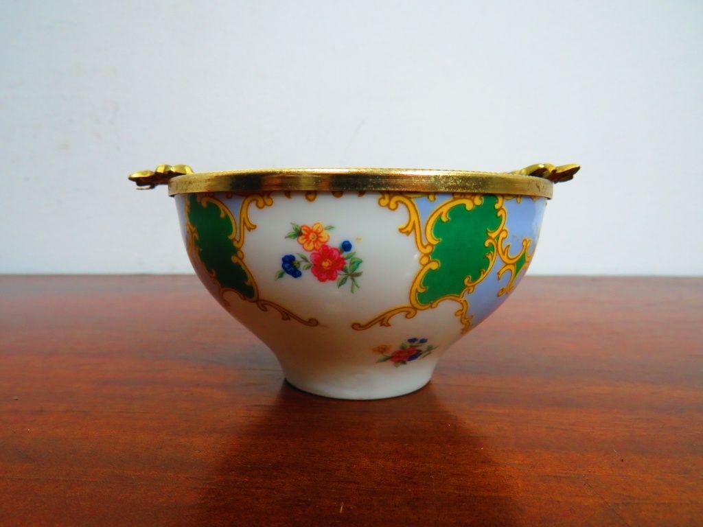 Tacinha de Limoges.