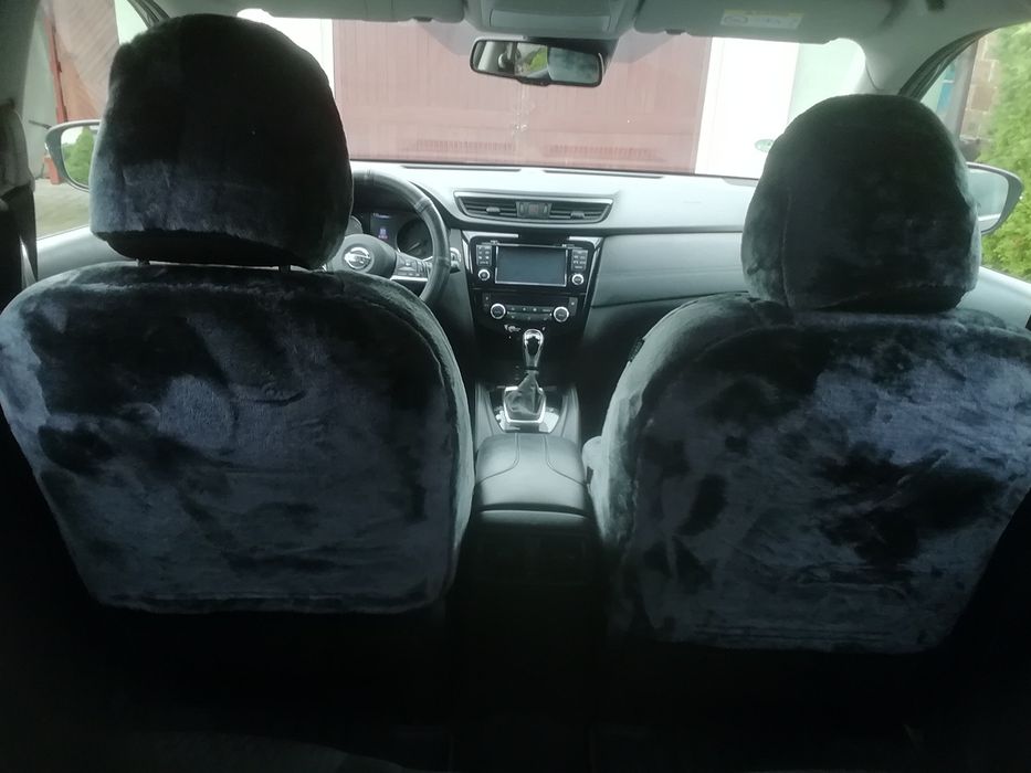 Samochód Nissan XTRIAL
