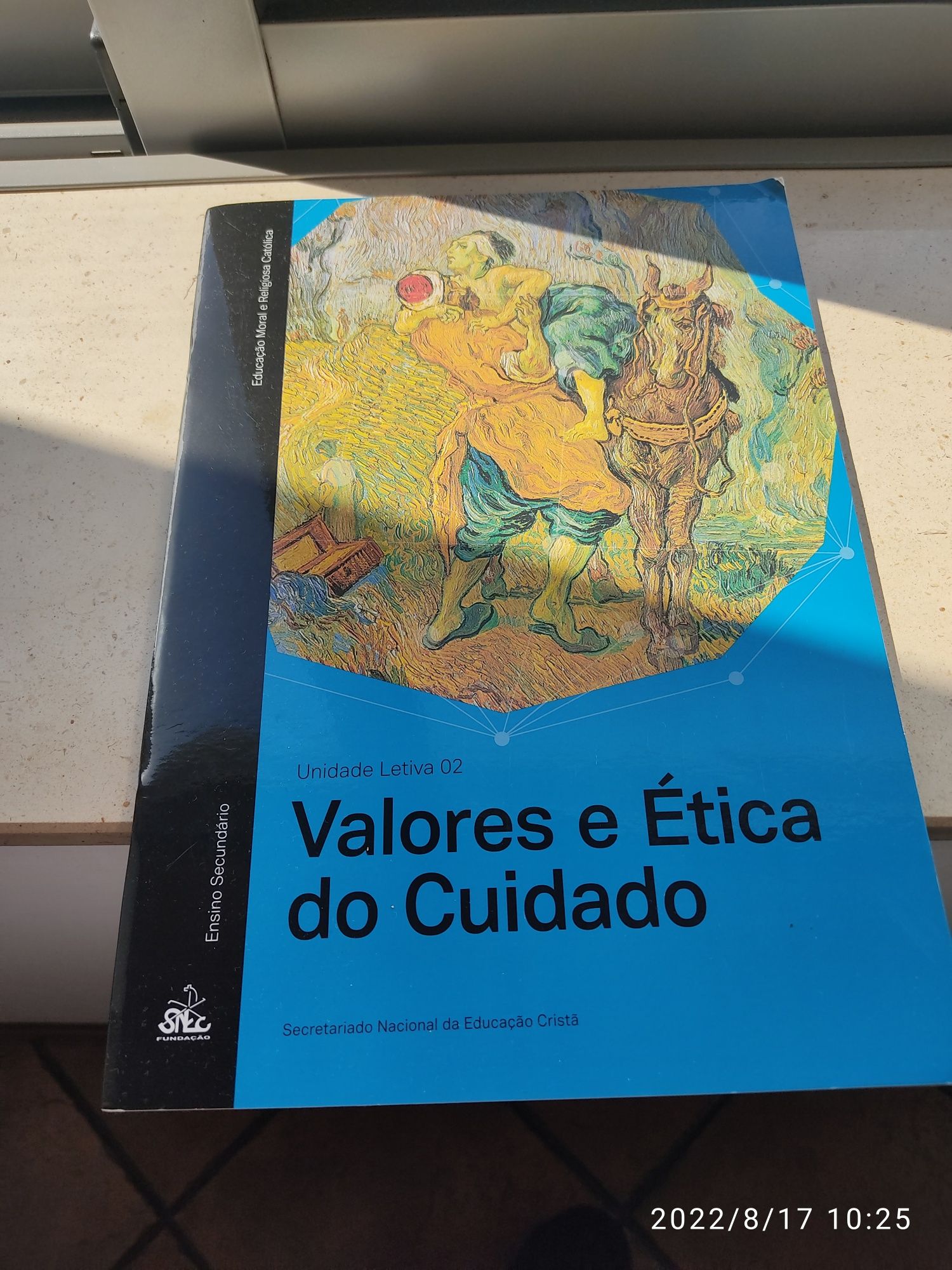 Manual escolar religião e moral: Valores e Ética do Cuidado