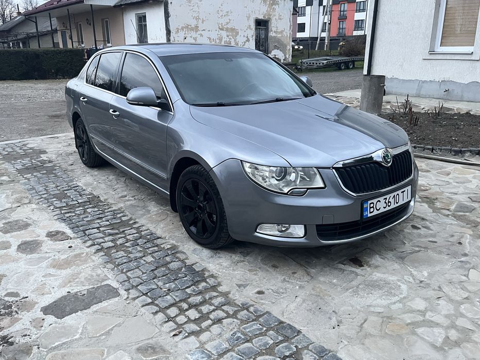 Skoda Superb 2.0 дизель, автомат