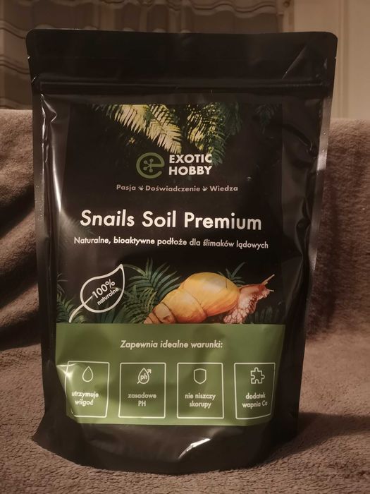 Nowe terrarium plus wyposażenie
