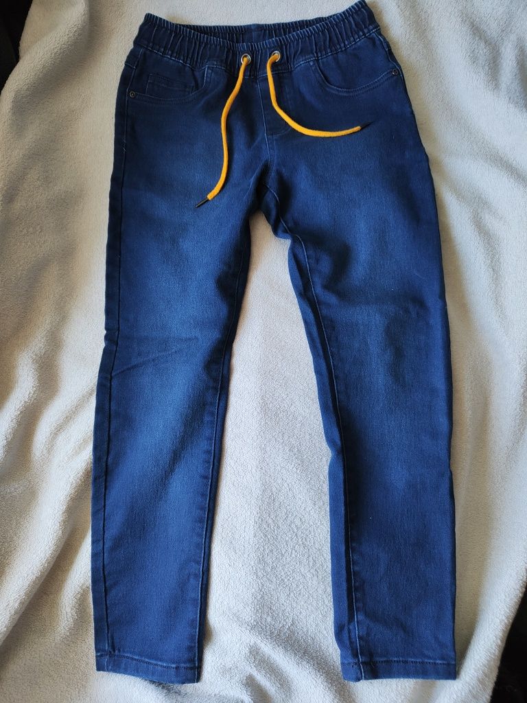 Spodnie jeansowe rozmiar 146