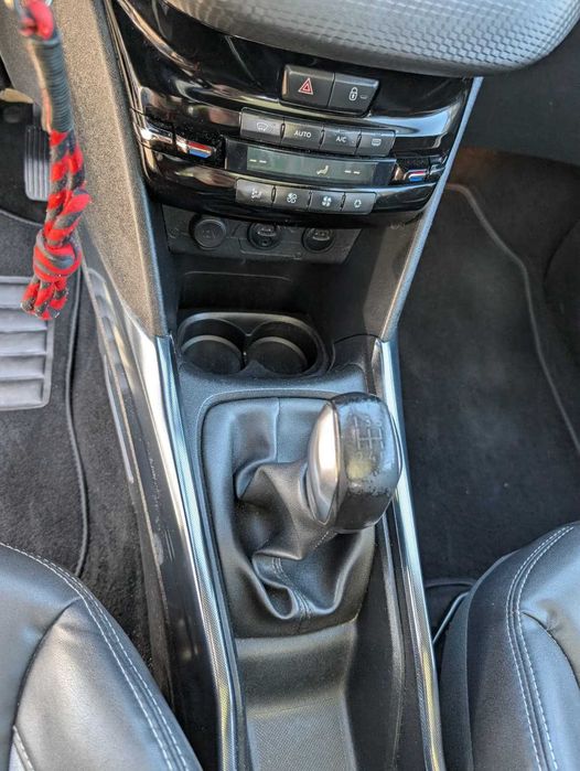 Peugeot 2008 Allure - 2014