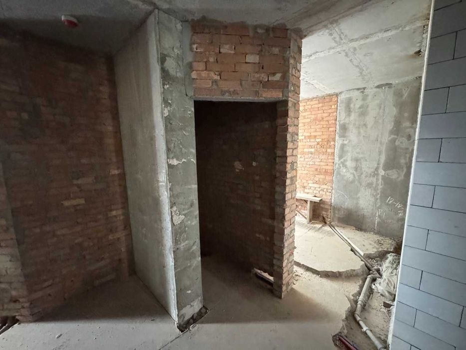 Продам комерційне приміщення 210м2 ЖК Палладіум якісна локація Бровари