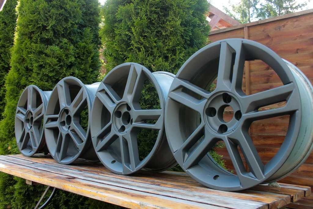 4x98 17 cali Fiat 500 jak nowe GRAFIT ORYGINAŁ FIAT 500 Stilo