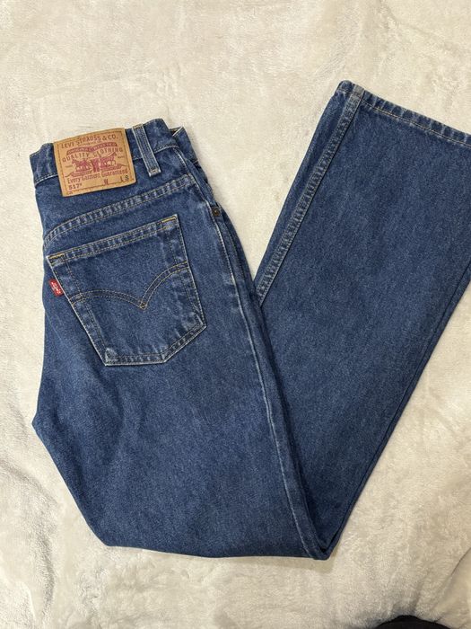 Джинсы Levis  женские xs-s