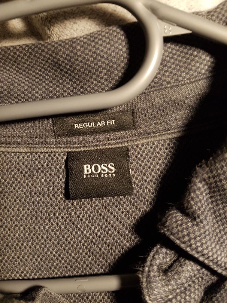 Ładna bluza sweter Hugo Boss