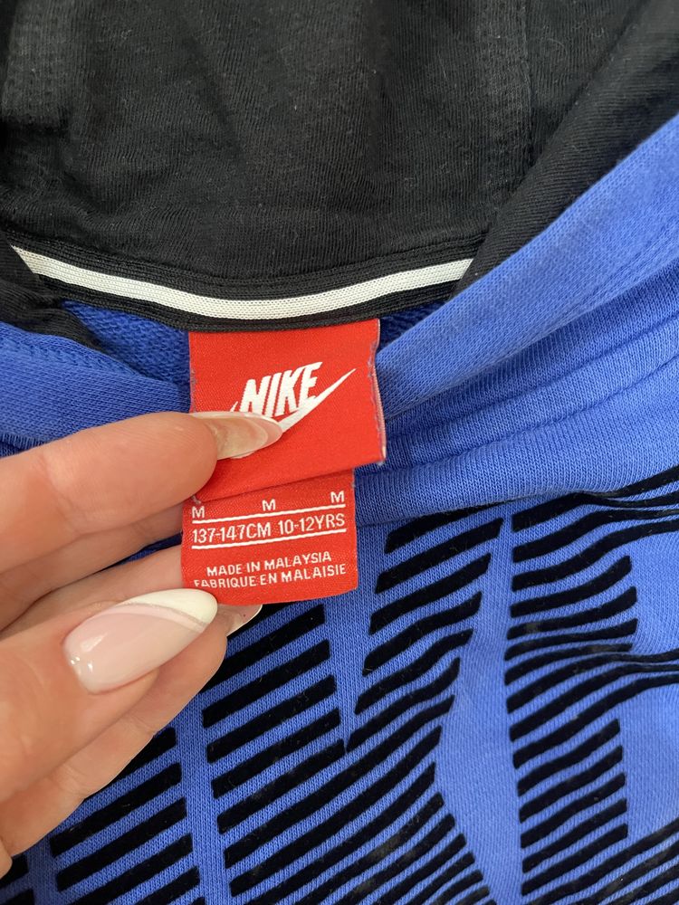 Кофта NIKE для хлопчика 10-12 років