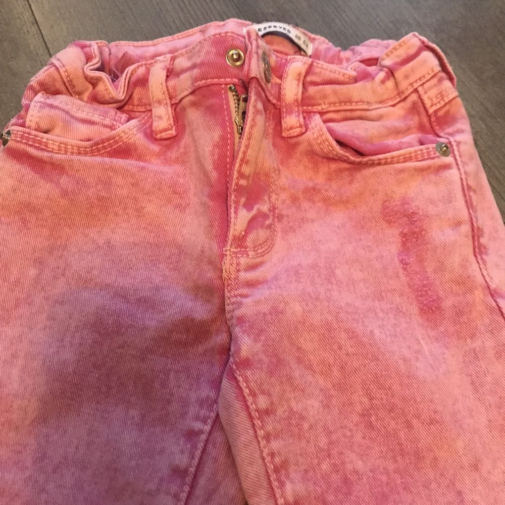 Różowe spodnie jeans rozmiar 110