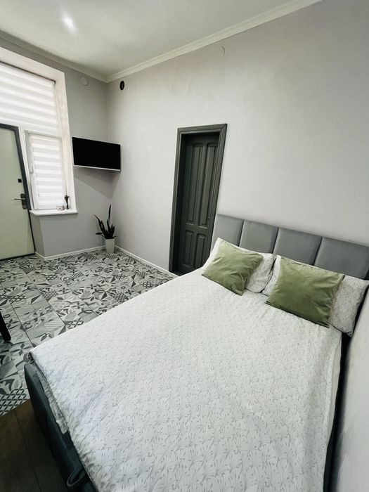 Подобова, погодинна оренда Форум, Магнус, Оперний театр