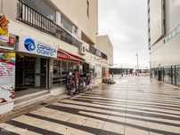3 Lojas, Centro da Costa da Caparica