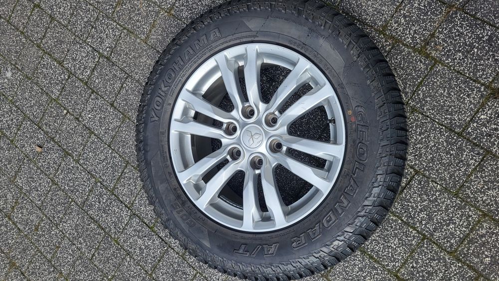 Koła pajero 265/60/18 AT Yokohama nowe opony 6x139,7