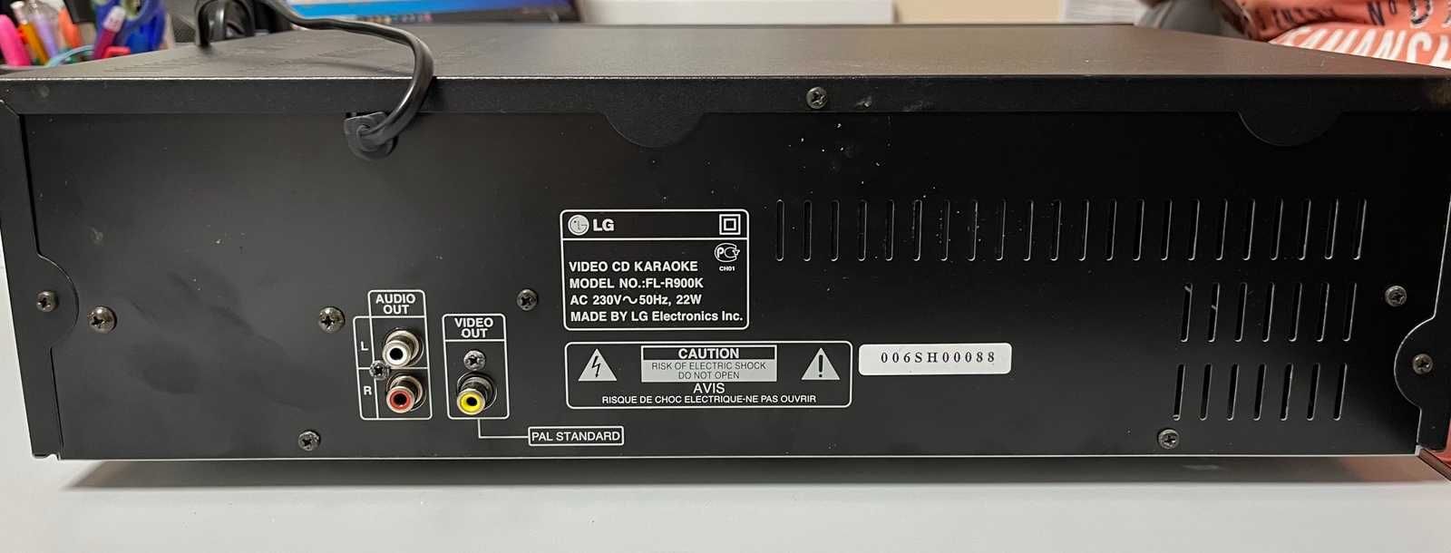 Караоке-програвач LG-R900K