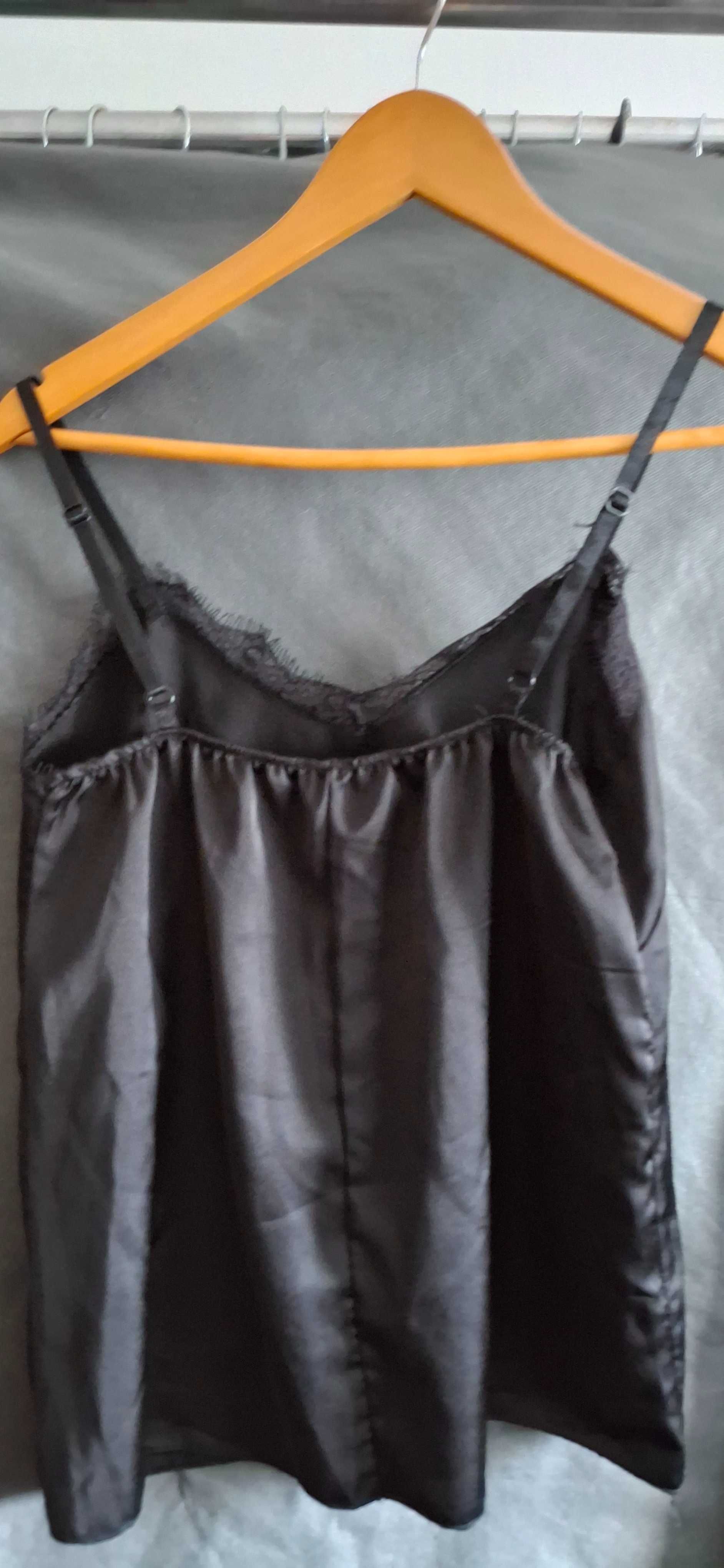 Top acetinado preto