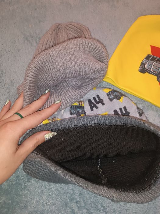 Шапка зима  А4 и весна цена за 3шт